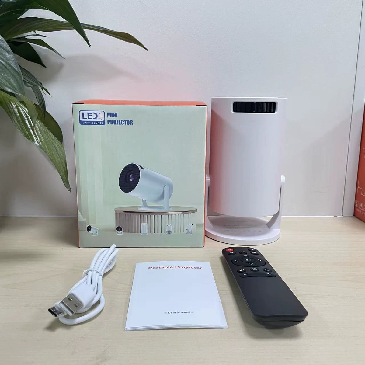 Projecteur Home Cinéma Compact et Innovant